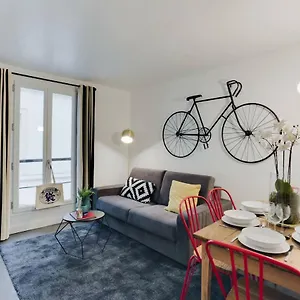Charming House For 6 People - Louvre&opera , Paris France